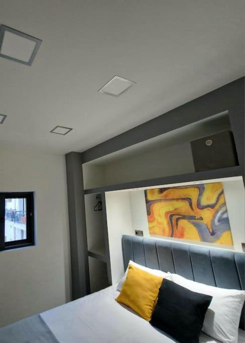 Faronita - Luxury Apt In The Heart Of 칼라마타 외부 사진