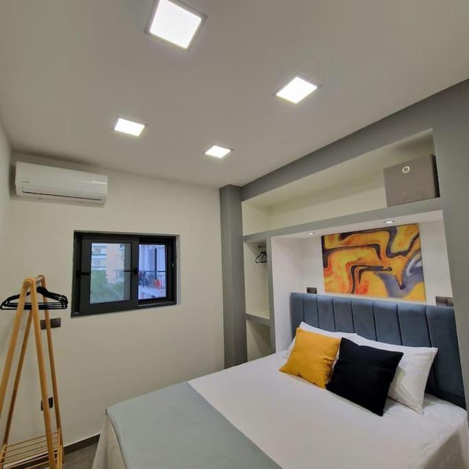 Faronita - Luxury Apt In The Heart Of 칼라마타 외부 사진