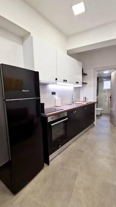 Faronita - Luxury Apt In The Heart Of 칼라마타 외부 사진